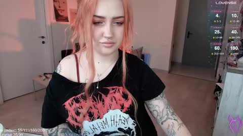 traumfrau Kira angel face devil eyes I SELL A LOT VIDEO IN GALLERY online show from April 28, 2:10 pm