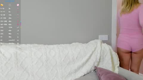 Mamma Mia online show from October 27, 3:29 pm