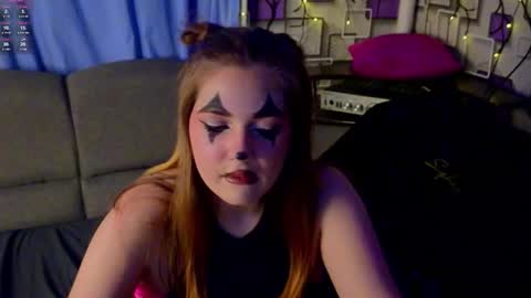 Snapshot of grace054 chatting on November 2, 1:42 am Grace online show from November 2, 1:42 am