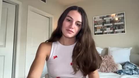Gracie Smith online show from June 11, 7:32 pm