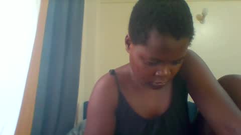 Snapshot of grannylover_ chatting on March 10, 4:07 am grannylover_ online show from March 10, 4:07 am