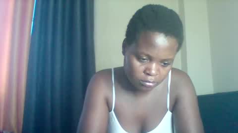 Snapshot of grannylover_ chatting on February 13, 4:11 am grannylover_ online show from February 13, 4:11 am