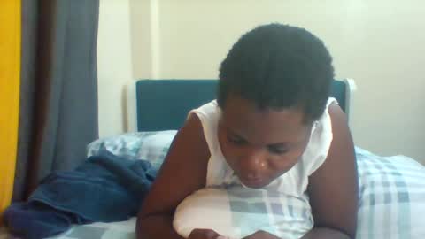 Snapshot of grannylover_ chatting on February 22, 6:26 pm grannylover_ online show from February 22, 6:26 pm
