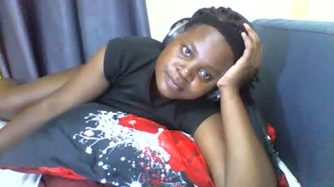 Snapshot of grannylover_ chatting on September 16, 8:17 pm grannylover_ online show from September 16, 8:17 pm