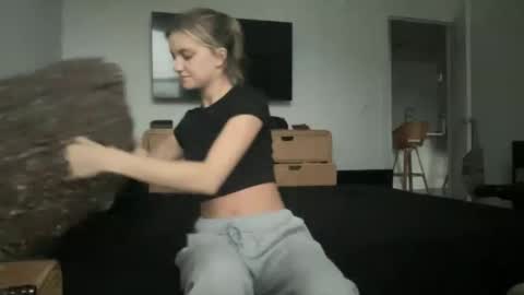 mila 3 online show from January 23, 10:44 pm