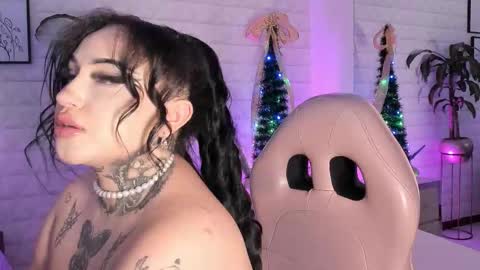   online show from December 21, 12:37 am