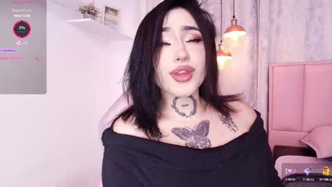 Snapshot of greennbella chatting on March 7, 7:05 pm online show from March 7, 7:05 pm