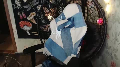 Lina online show from April 24, 10:29 am