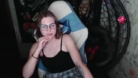 Lina online show from June 13, 6:05 pm