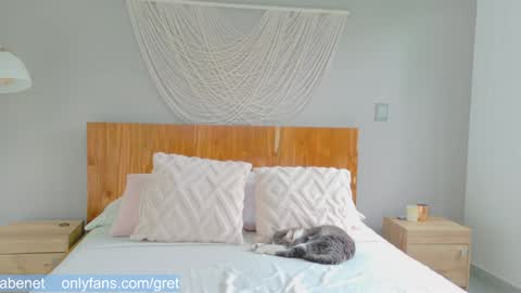 Gretta online show from February 20, 9:37 pm