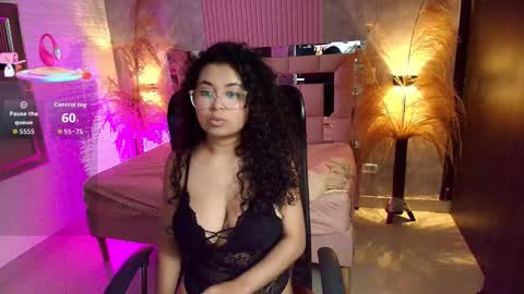    online show from January 8, 6:12 pm