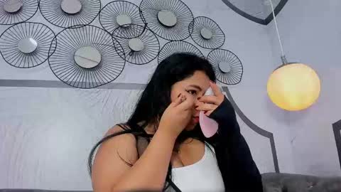 GuiaAnderson online show from April 21, 2:51 am