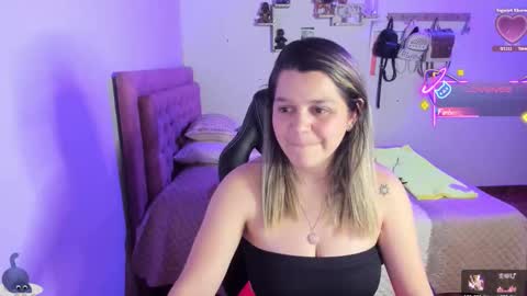 Hello Im Julieta Im 25 years old welcome to my room have fun and be happy. online show from December 2, 11:51 pm