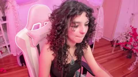 gummo_ online show from November 22, 8:33 pm