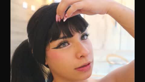 gummyluv online show from November 9, 9:55 pm