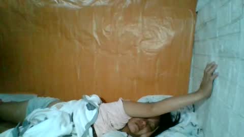 gwenn24 online show from June 15, 9:04 pm