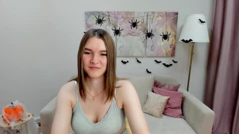 gwensmitt online show from November 2, 2:15 am