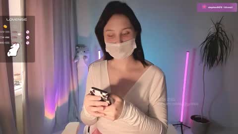 Snapshot of gylaxie chatting on September 22, 8:24 am online show from September 22, 8:24 am