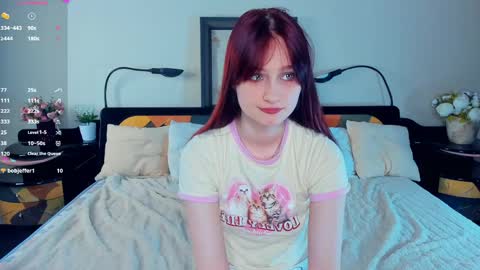 Chloe online show from May 19, 9:44 pm