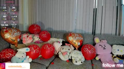 Hello Kitty online show from February 13, 11:34 am