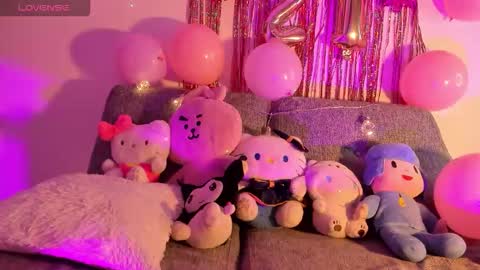 Hello Kitty online show from March 27, 12:17 pm