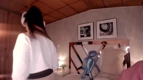 haathorx online show from February 12, 8:32 pm