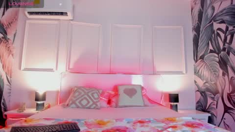 hada_magica online show from April 11, 7:06 pm