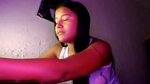 hadesmit1 online show from July 19, 2:41 pm