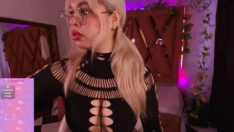 Haely online show from October 24, 11:06 am