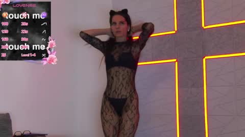 HaileyPeach online show from April 19, 6:10 pm