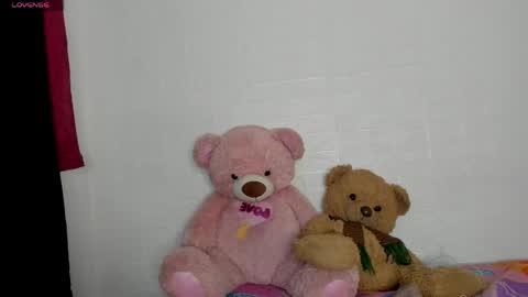 Hailey online show from April 21, 11:45 pm