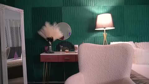 Hailey online show from March 16, 4:15 am