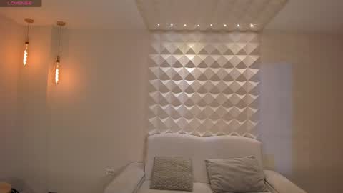 Hailey online show from March 23, 11:38 am