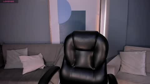 Hailey online show from April 26, 2:20 am