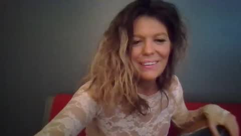 Hailey online show from December 17, 8:57 pm