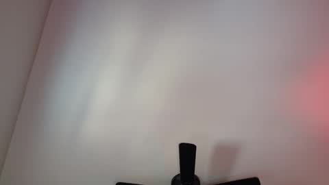 Snapshot of haileysquirts chatting on February 26, 2:27 pm  Hailey  online show from February 26, 2:27 pm