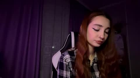 Holly online show from November 23, 7:37 pm