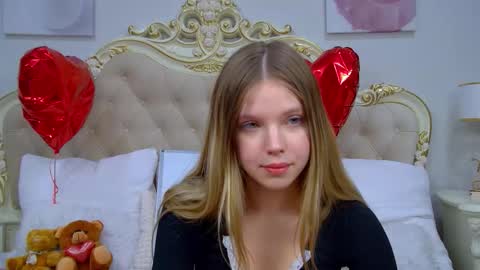 HallyBradley online show from March 5, 5:42 pm