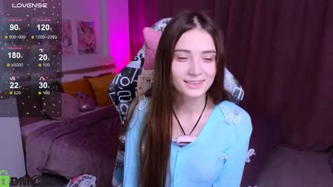 Snapshot of hana_flo chatting on October 9, 3:16 pm Hana online show from October 9, 3:16 pm