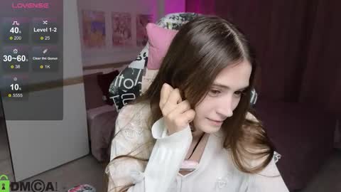Snapshot of hana_flo chatting on October 8, 3:05 pm Hana online show from October 8, 3:05 pm