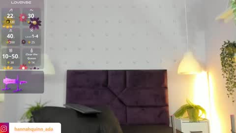 hanaahquinn online show from October 21, 11:36 am