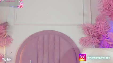 hanaahquinn online show from April 22, 11:40 am