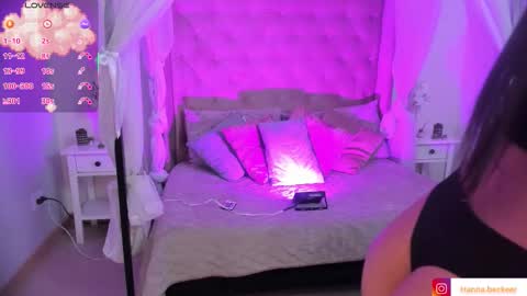 hanna  online show from February 5, 12:57 am