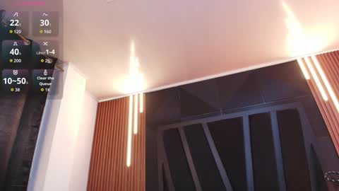 HANNA BECKER online show from March 9, 11:02 am