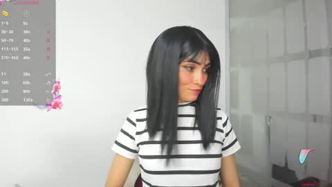 Sara online show from April 22, 11:35 pm