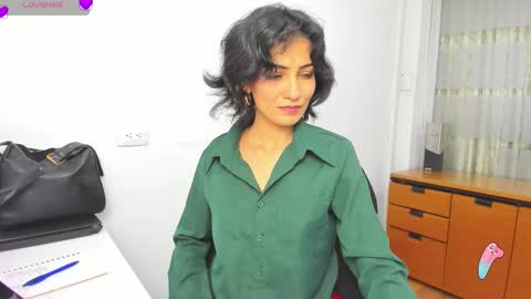 Sara online show from September 18, 5:00 pm