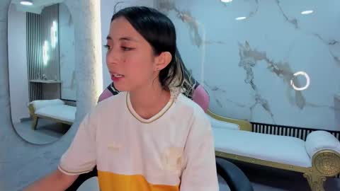 Hanna online show from December 19, 6:22 pm