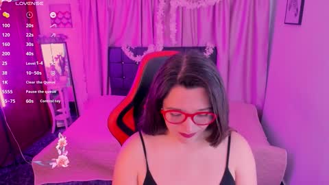 hanna_ma online show from February 16, 9:25 pm