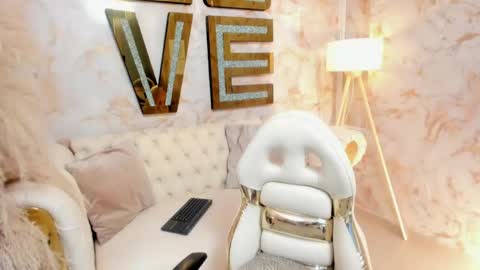 EVA online show from April 21, 1:53 am