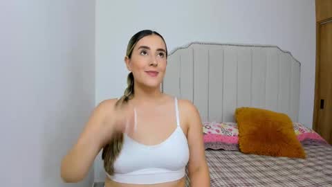 Snapshot of hannaa86 chatting on January 10, 8:37 pm Hanna online show from January 10, 8:37 pm